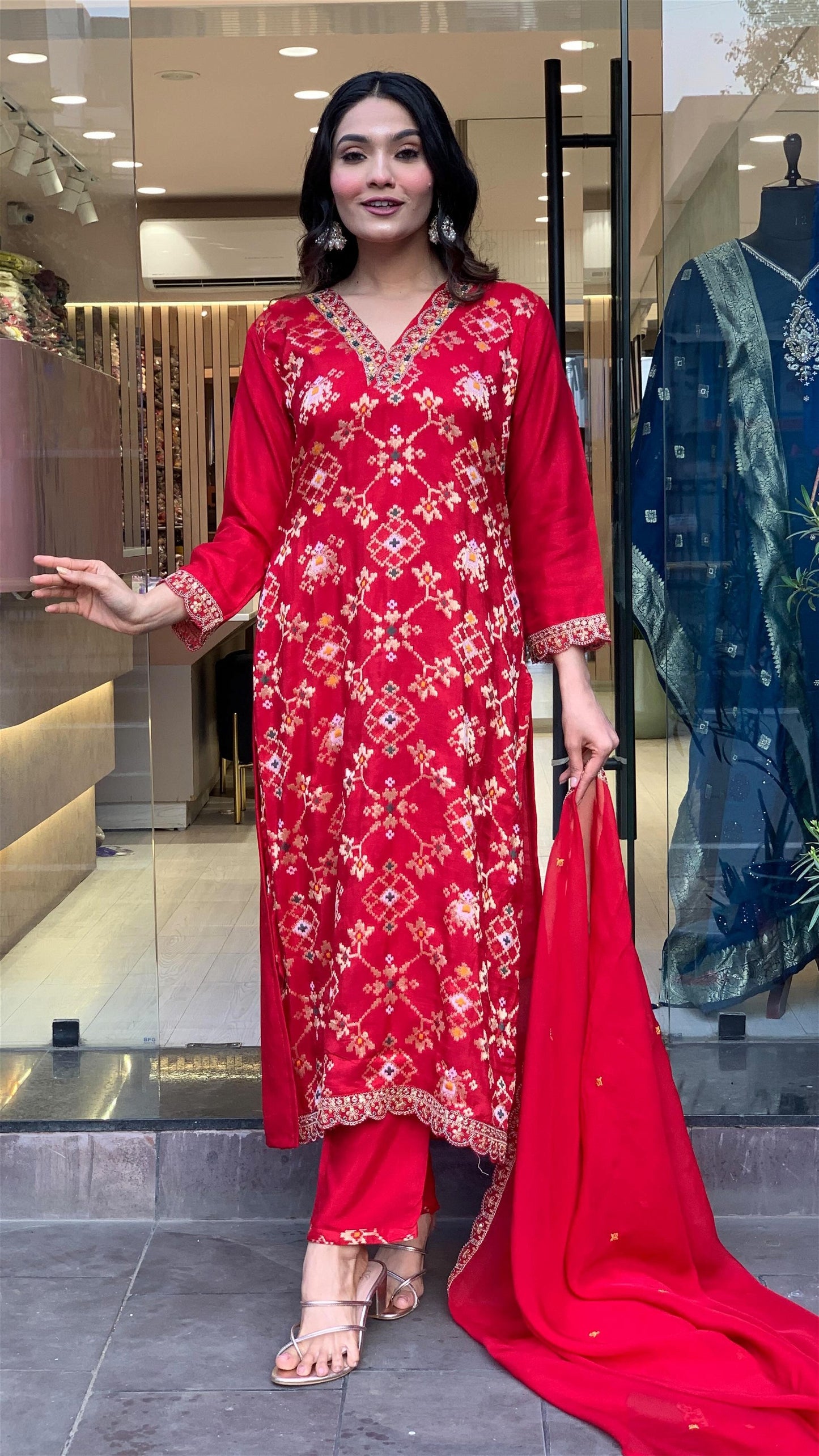 Red Patola Banarasi Kurta Set with Organza Dupatta