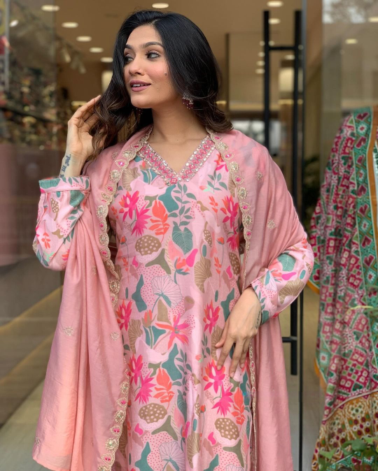 Pink Floral Embroidery Kurta Set with Dupatta